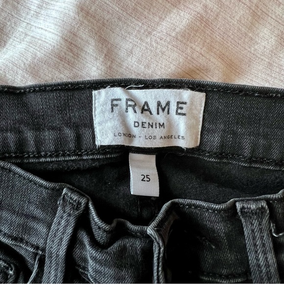FRAME Le Skinny de Jeanne - Picture 2 of 7